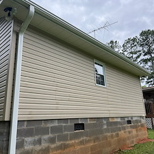 House-Washing-and-Gutter-Guard-Installation-in-Simpsonville-SC 3